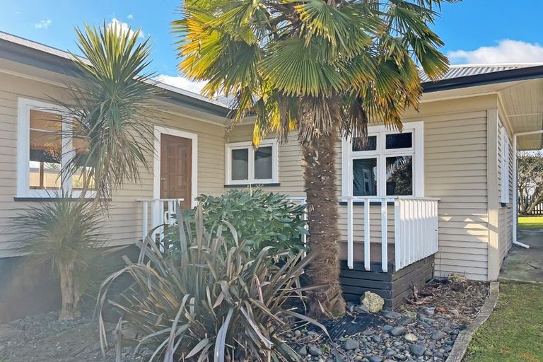 Photo of property in 13 Belvedere Street, Te Puke, 3119