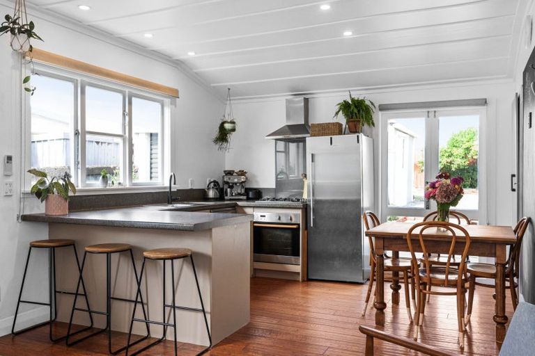 Photo of property in 38 Te Awa Avenue, Te Awa, Napier, 4110