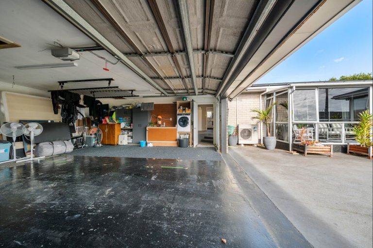 Photo of property in 33e Sanders Avenue, Westown, New Plymouth, 4310