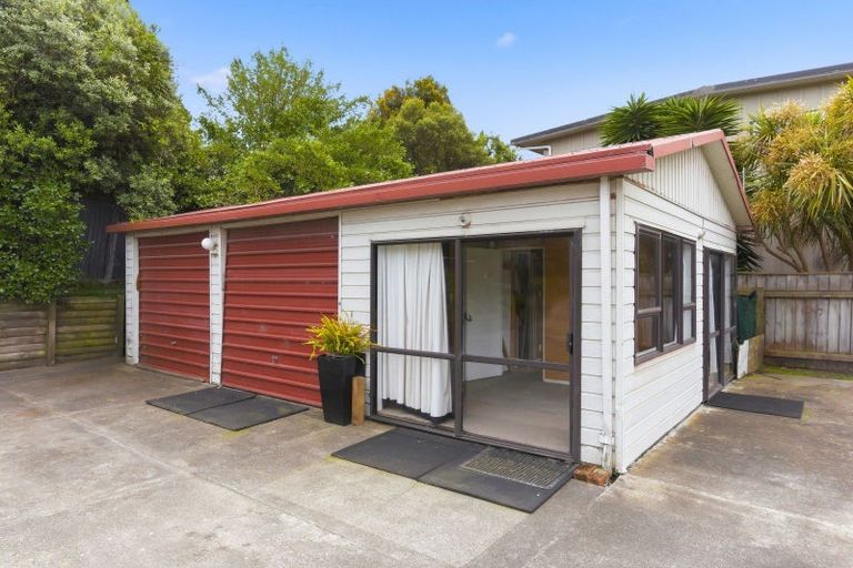 Photo of property in 13 Rua Road, Paraparaumu Beach, Paraparaumu, 5032