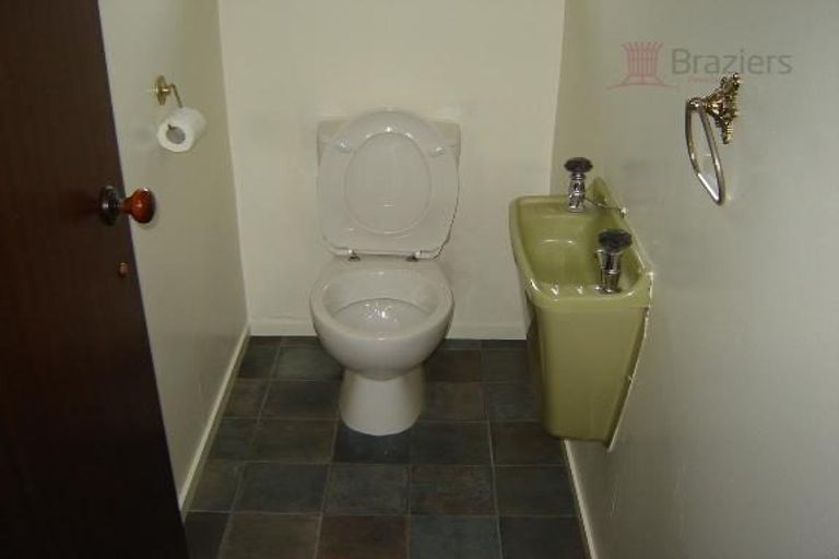 Photo of property in 250 Centaurus Road, Saint Martins, Christchurch, 8022