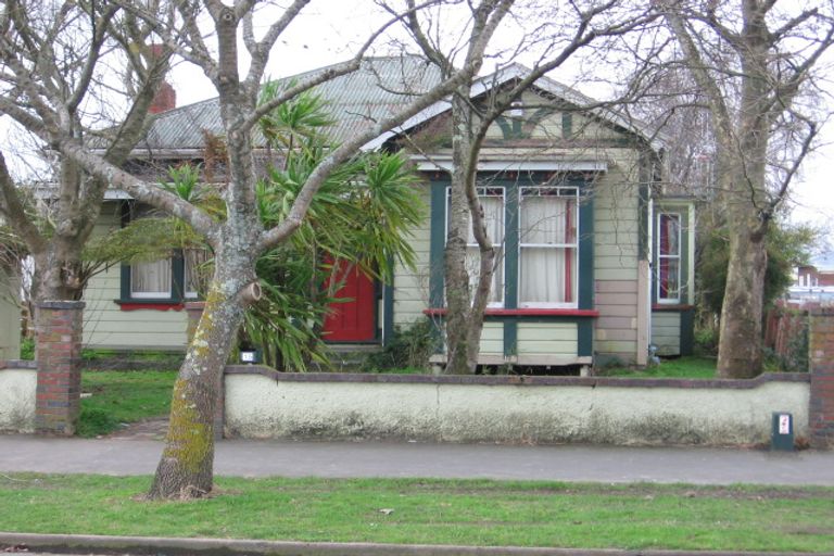 Photo of property in 15 Ada Street, Hokowhitu, Palmerston North, 4410