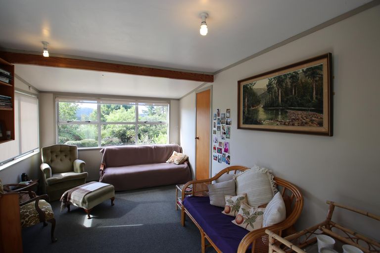 Photo of property in 38 Puketiro Place, Paihia, 0200