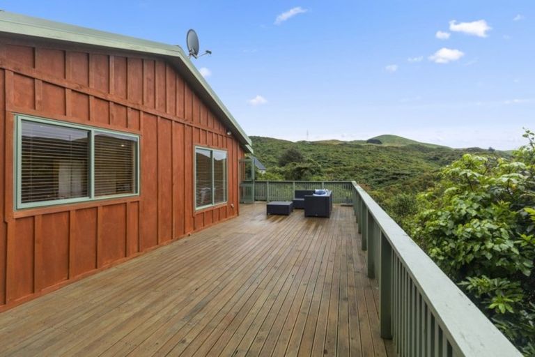 Photo of property in 16 Haast Close, Kelson, Lower Hutt, 5010