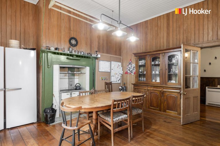 Photo of property in 56 Maori Road, Dunedin Central, Dunedin, 9016