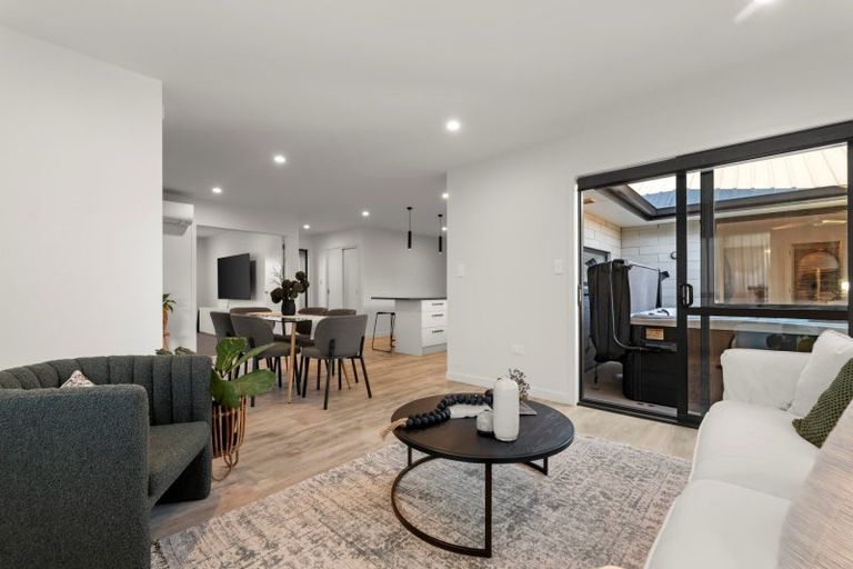 Photo of property in 14 Sarcodia Place, Papamoa Beach, Papamoa, 3118