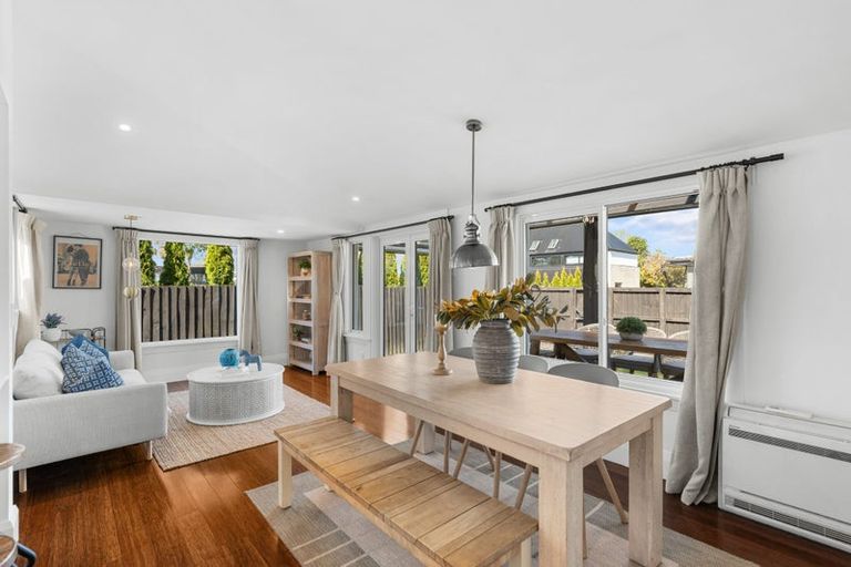 Photo of property in 16 Taylors Avenue, Bryndwr, Christchurch, 8052