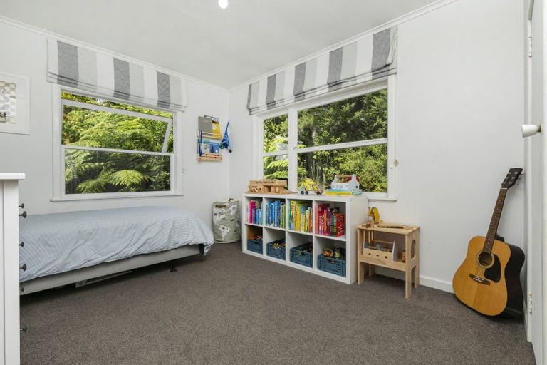 Photo of property in 9 The Close, Greenhithe, Auckland, 0632