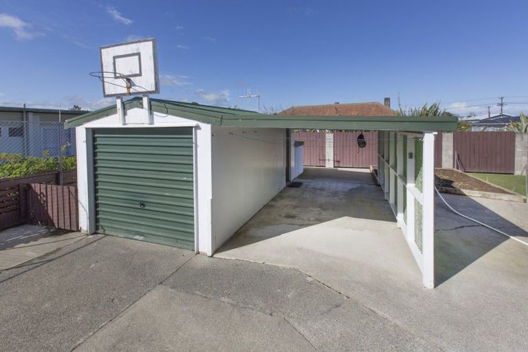 Photo of property in 23 Mckay Crescent, Dargaville, 0310