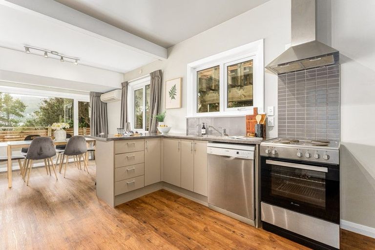 Photo of property in 10a Ellora Street, Ngaio, Wellington, 6035