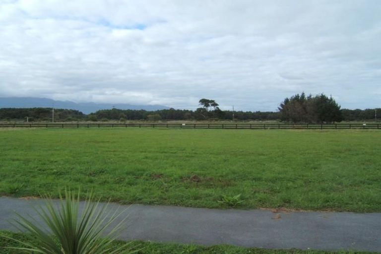 Photo of property in 7 Elley Drive, Carters Beach, Westport, 7825