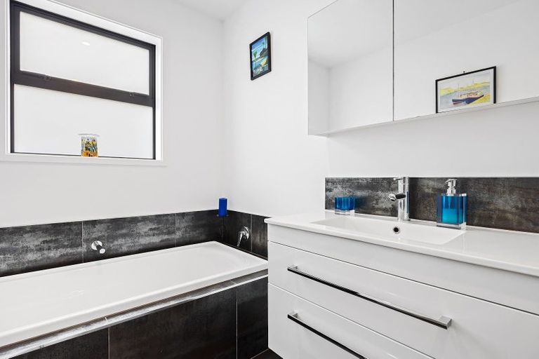 Photo of property in 48 Greenwich Street, Halswell, Christchurch, 8025