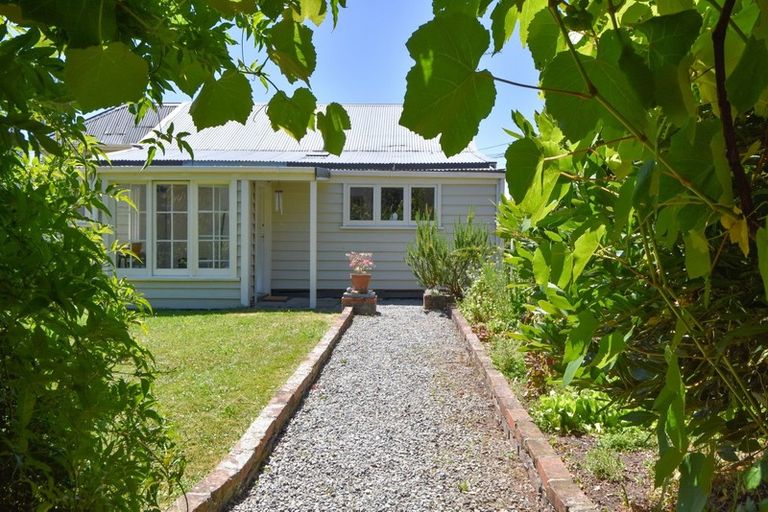 Photo of property in 22 Tyne Street, Carterton, 5713