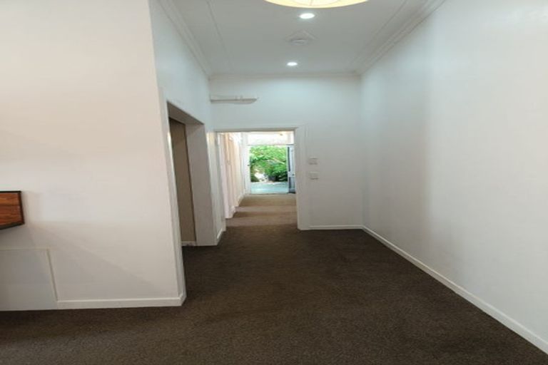 Photo of property in 22 Hinau Road, Hataitai, Wellington, 6021