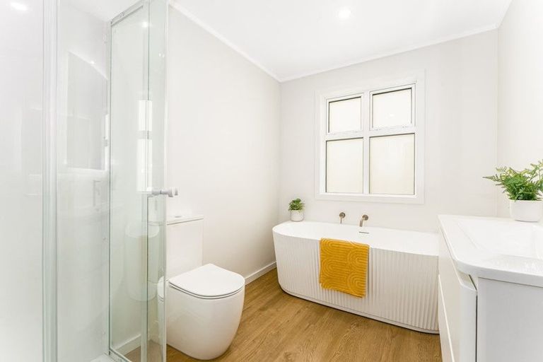 Photo of property in 30a Middleton Road, Johnsonville, Wellington, 6037