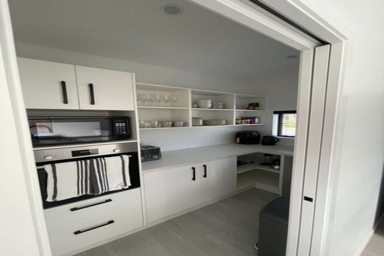 Photo of property in 31 Regent Street, Martinborough, 5711