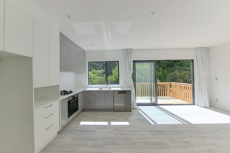 Photo of property in 10 Tagish Way, Orewa, 0931