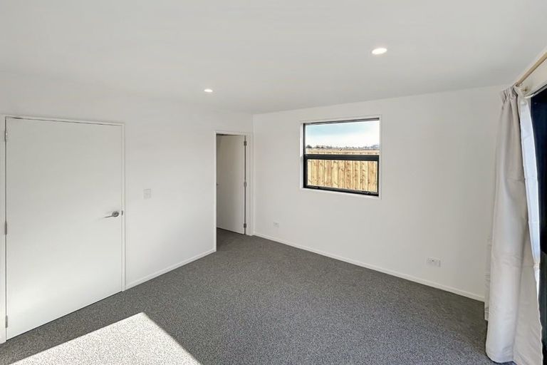 Photo of property in 51 Mehrtens Crescent, Woodend, 7691