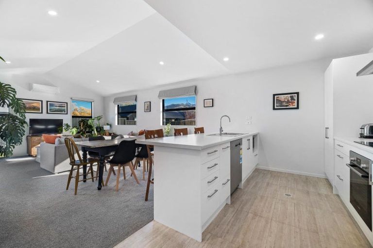 Photo of property in 33 Headley Drive, Lower Shotover, Queenstown, 9304