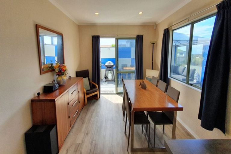 Photo of property in 130 Bream Bay Drive, Ruakaka, 0116