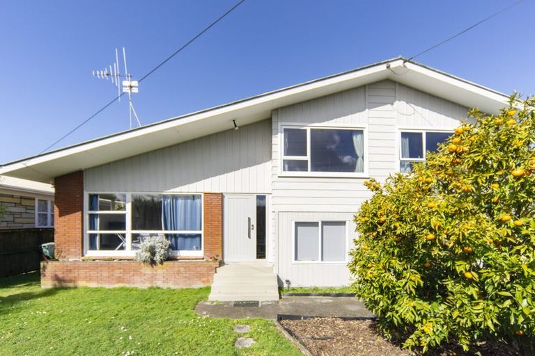 Photo of property in 45 Cecil Street, St Andrews, Hamilton, 3200