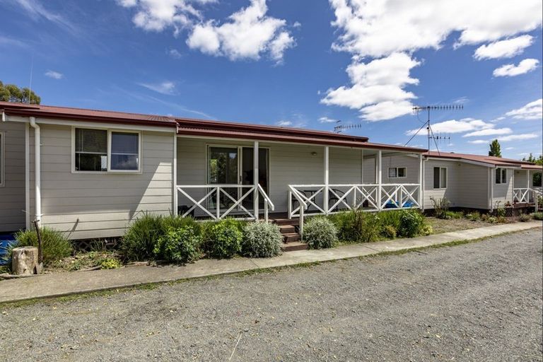 Photo of property in 16 Abbot Avenue, Waipawa, 4210