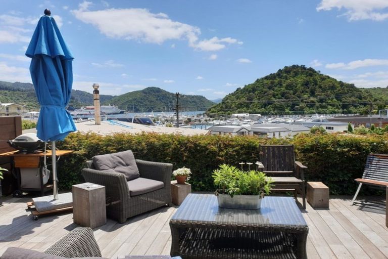 Photo of property in 1b Seaview Crescent, Picton, 7220