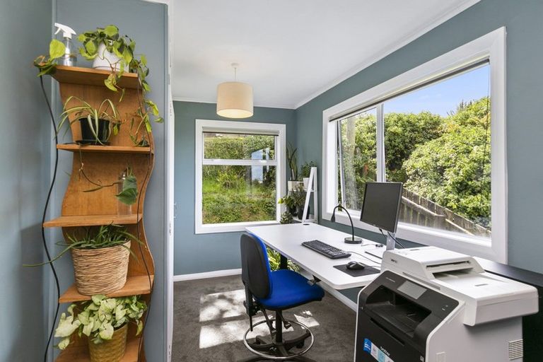 Photo of property in 35 Buckingham Street, Melrose, Wellington, 6023