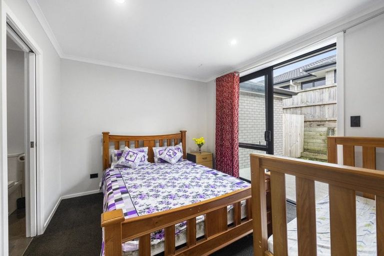 Photo of property in 2/8 Bostonkip Crescent, Fitzroy, Hamilton, 3282