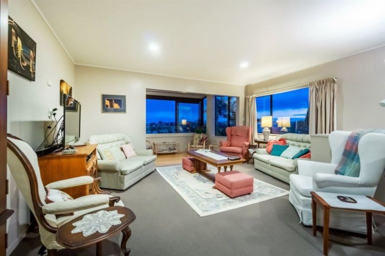 Photo of property in 4/8 City View Terrace, Birkenhead, Auckland, 0626