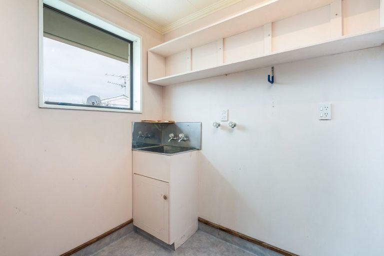 Photo of property in 1 Ash Place, Mosgiel, 9024