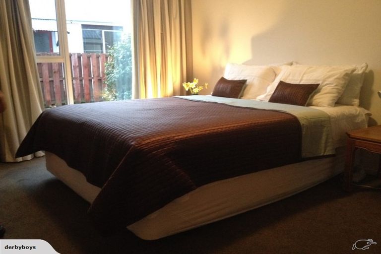 Photo of property in 1/12 Keoghs Lane, St Albans, Christchurch, 8014