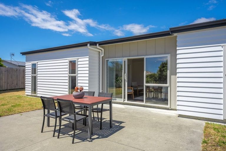 Photo of property in 29 Gallipoli Place, Paraparaumu, 5032