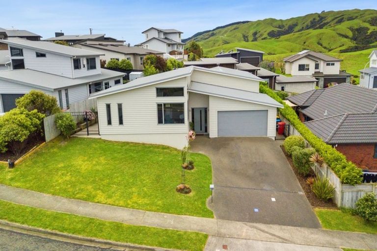 Photo of property in 38 Mo Street, Camborne, Porirua, 5026