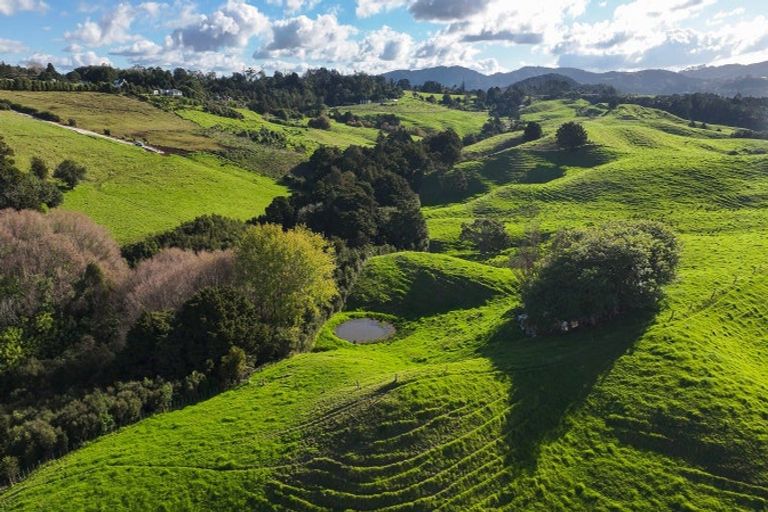 Photo of property in 404 Tara Road, Mangawhai, Kaiwaka, 0573