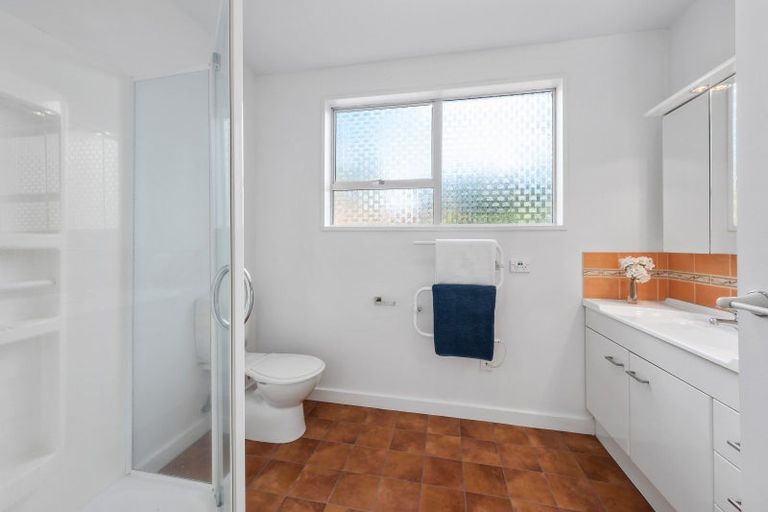 Photo of property in 59 Bryndwr Road, Bryndwr, Christchurch, 8052