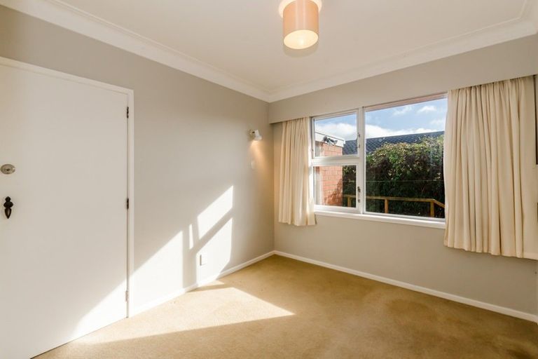 Photo of property in 34 Sylvan Avenue, Waikanae, 5036