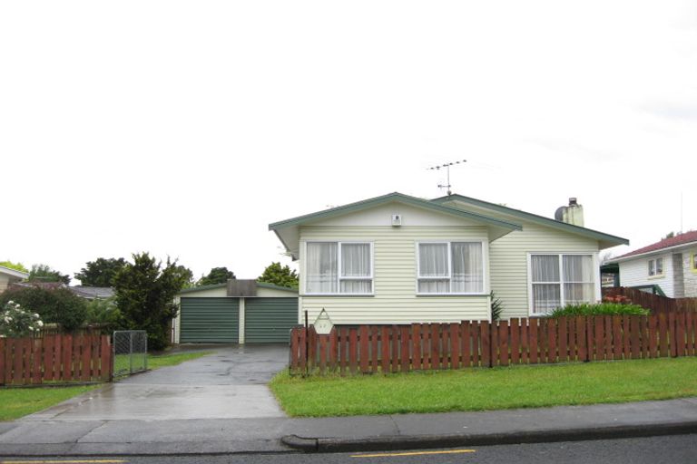 Photo of property in 27 Park Estate Road, Rosehill, Papakura, 2113