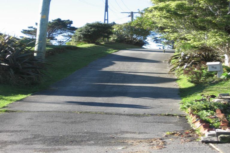 Photo of property in 85 Black Rock Road, Newlands, Wellington, 6037