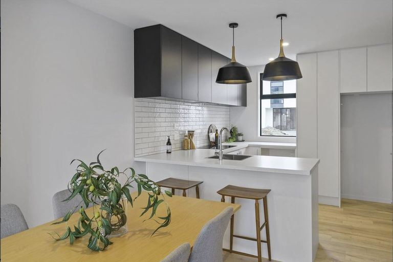 Photo of property in 3/8 New Brighton Road, Shirley, Christchurch, 8061