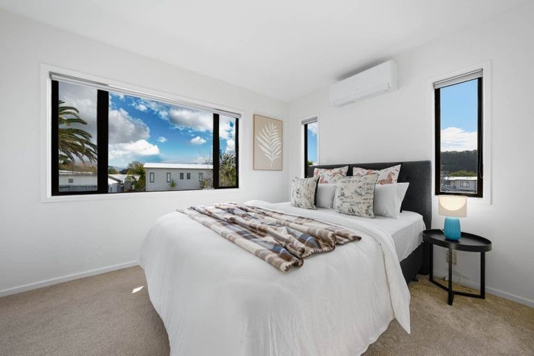 Photo of property in The Grange, 1/92 Bush Road, Albany, Auckland, 0632