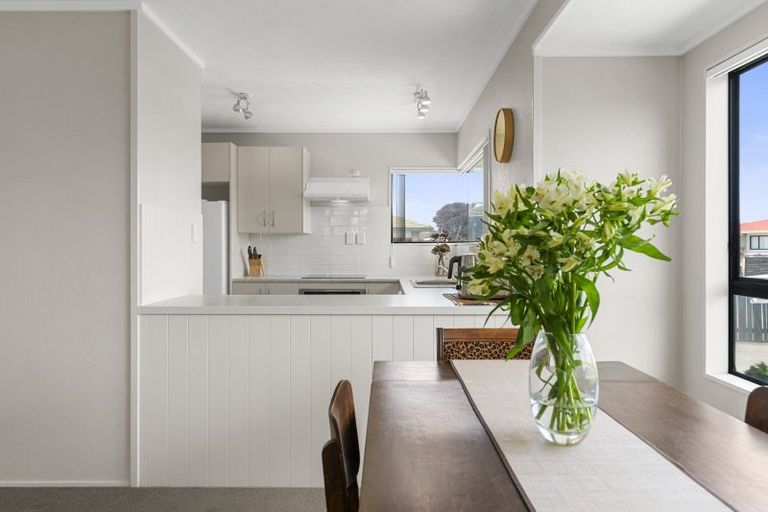 Photo of property in 65a Gloucester Road, Mount Maunganui, 3116