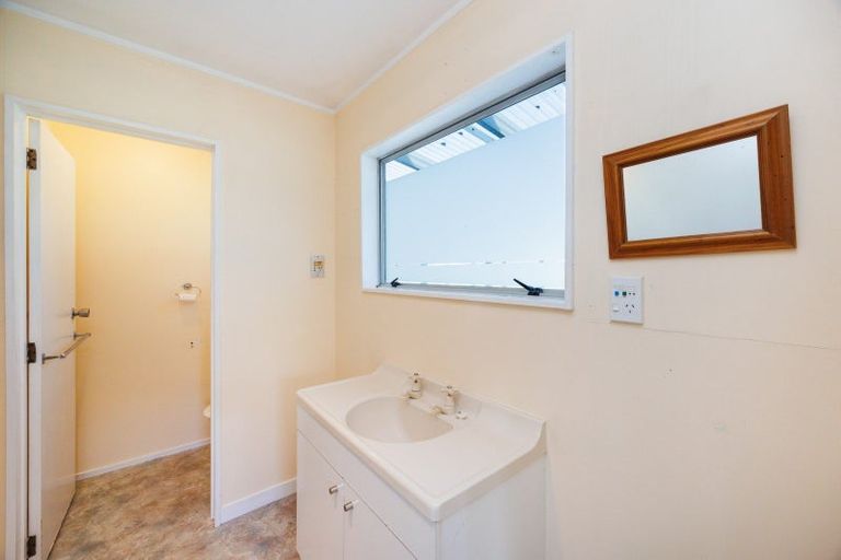 Photo of property in 4 Te Awa Street, Foxton Beach, Foxton, 4815