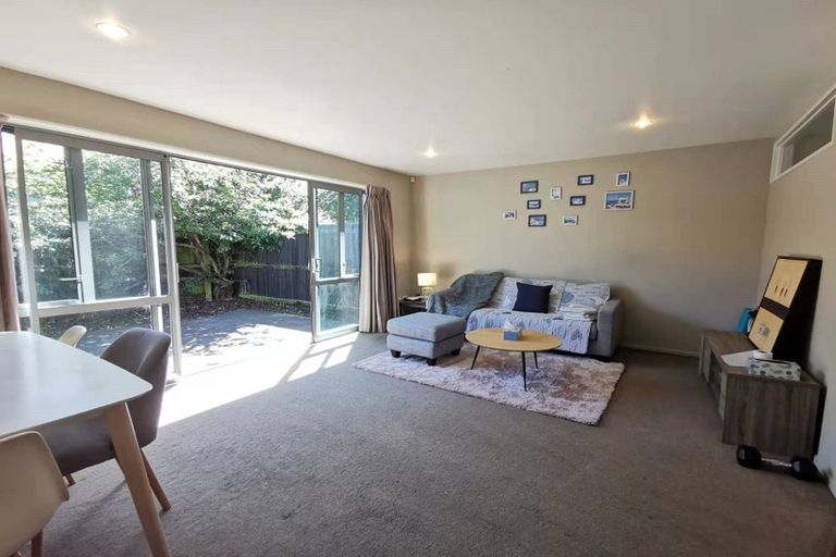Photo of property in 4/13 Elizabeth Street, Riccarton, Christchurch, 8011