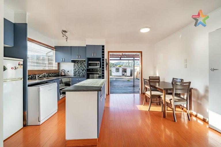 Photo of property in 28 Totara Street, Wainuiomata, Lower Hutt, 5014