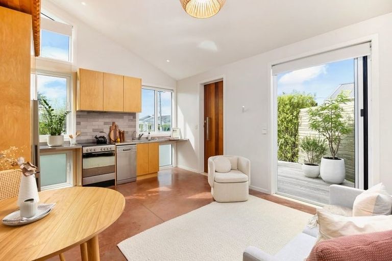 Photo of property in 25a Tui Street, Mount Maunganui, 3116