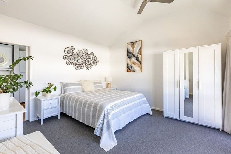 Photo of property in Hastings Gospel Hall, 1/2a Hillsbrook Place, Havelock North, 4130