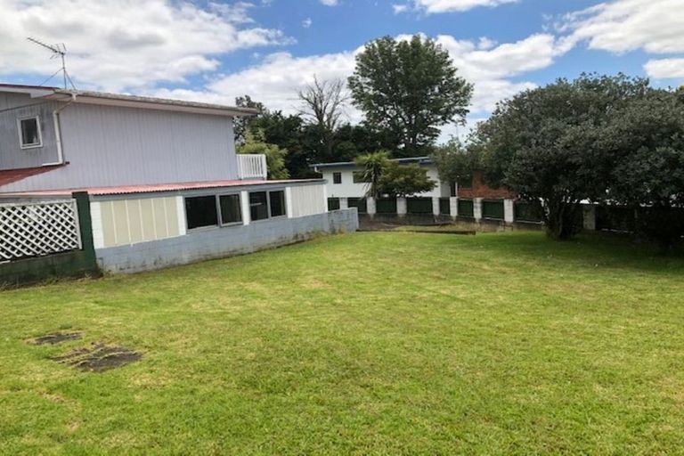 Photo of property in 11 Boundary Road, Opaheke, Papakura, 2113