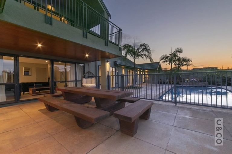 Photo of property in 53 Broadwood Rise, Kumeu, 0892