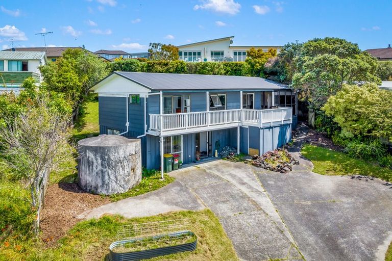 Photo of property in 35 Everard Avenue, Army Bay, Whangaparaoa, 0930